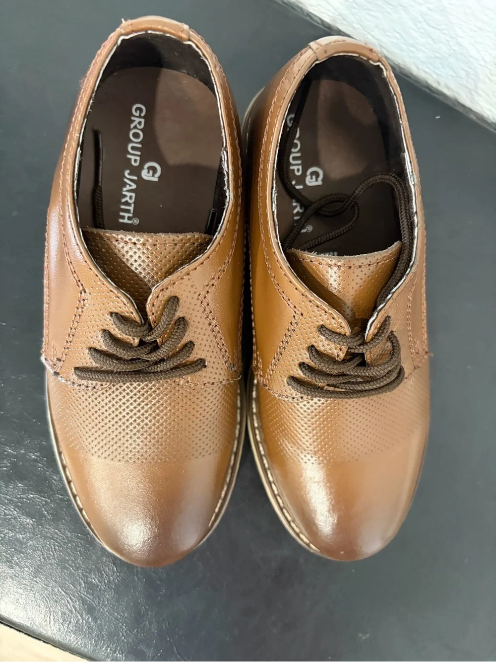 Kids Group Jarth Brown Dress Shoes with Perforated Toe - Classic Lace-Up
